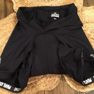 Bike shorts with seat pad
